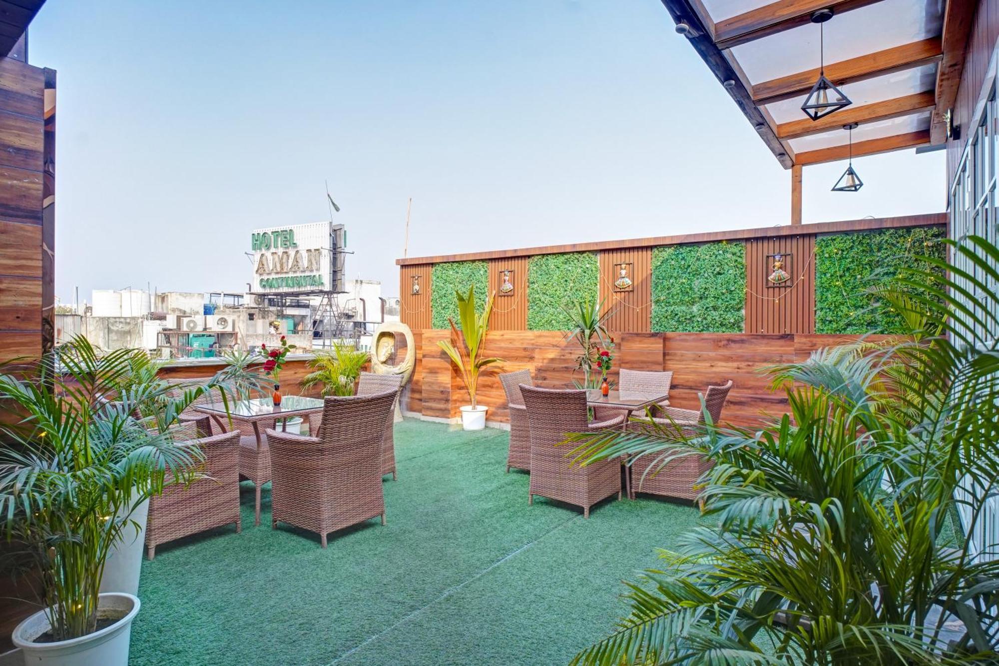 Hotel Gold Palace - 03 Mins Walk From New Delhi Railway Station 외부 사진