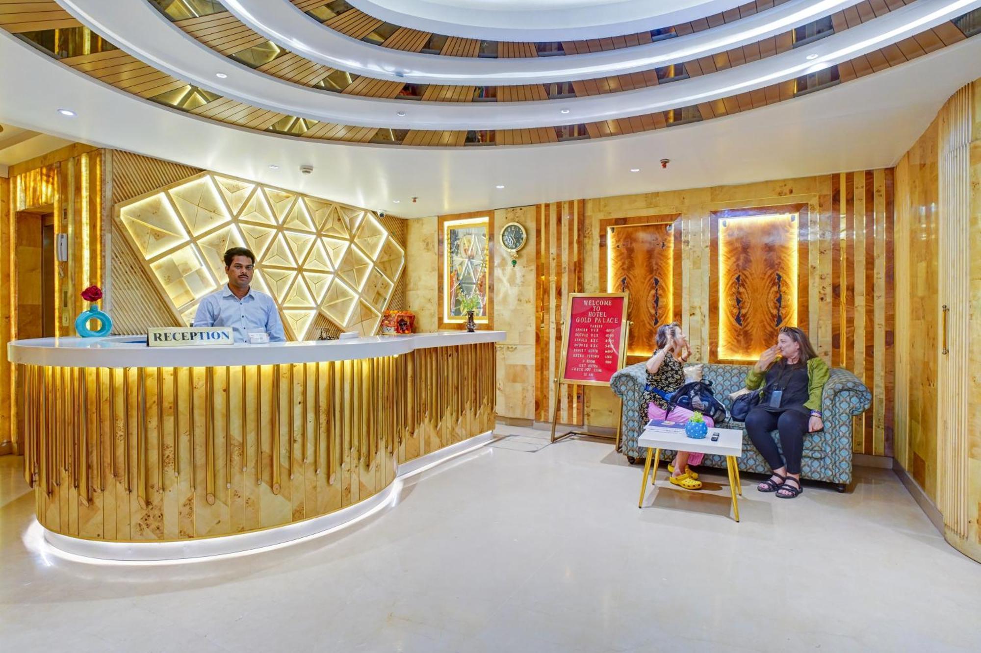 Hotel Gold Palace - 03 Mins Walk From New Delhi Railway Station 외부 사진