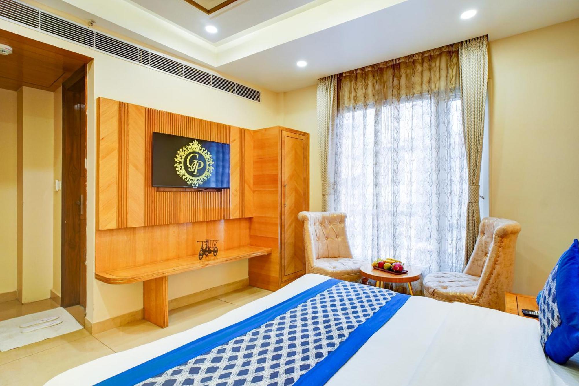 Hotel Gold Palace - 03 Mins Walk From New Delhi Railway Station 외부 사진