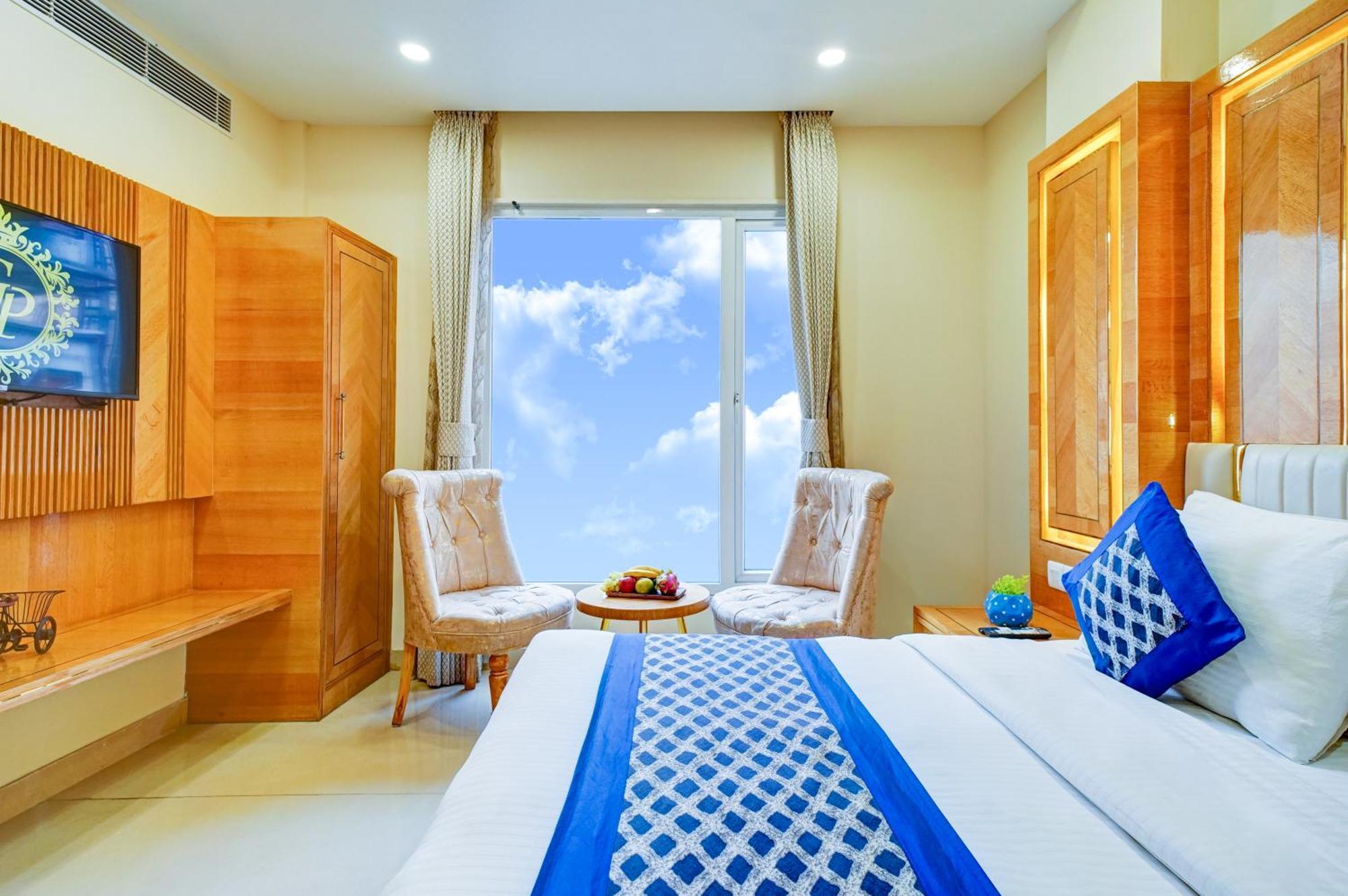 Hotel Gold Palace - 03 Mins Walk From New Delhi Railway Station 외부 사진