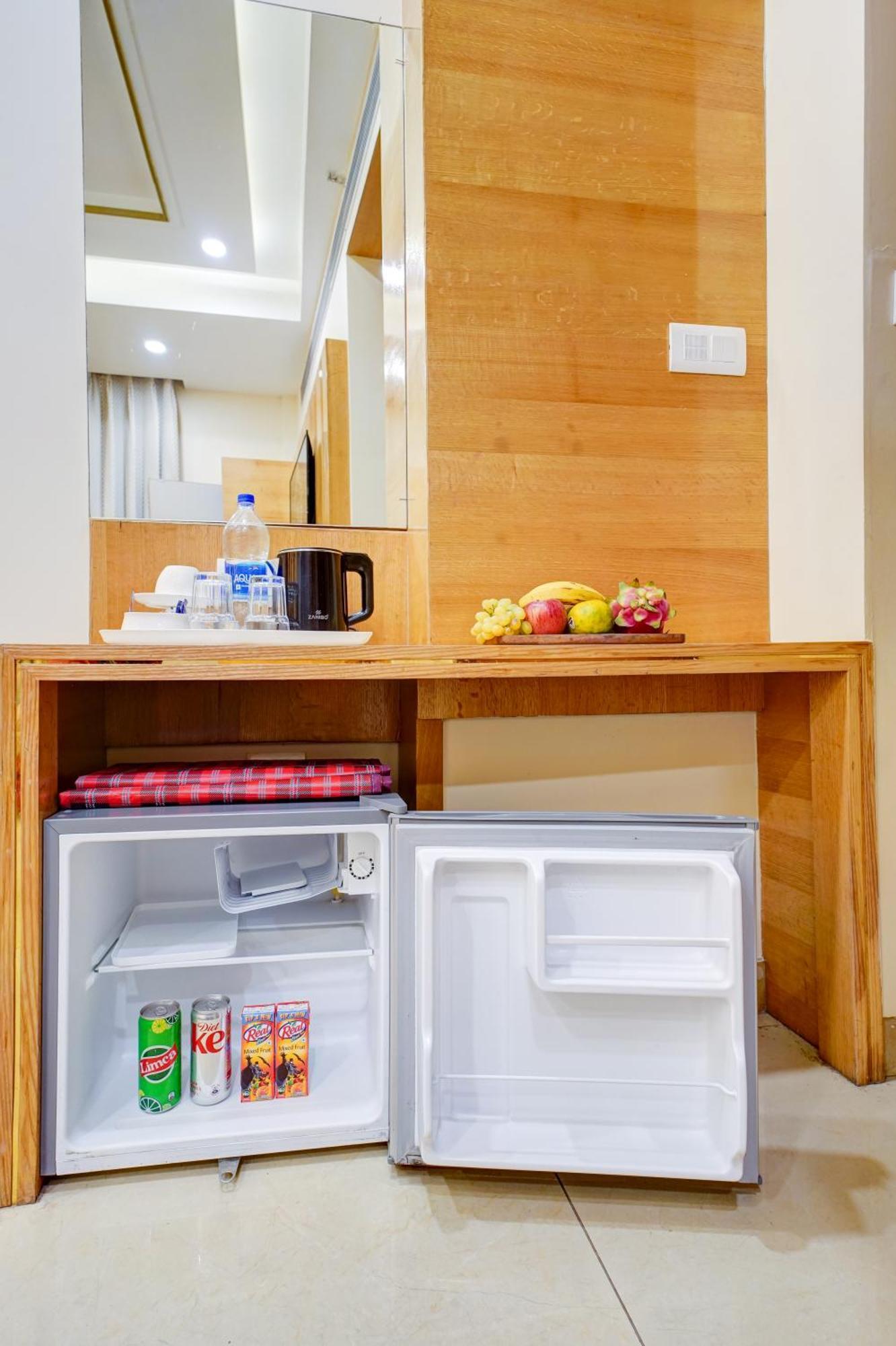 Hotel Gold Palace - 03 Mins Walk From New Delhi Railway Station 외부 사진